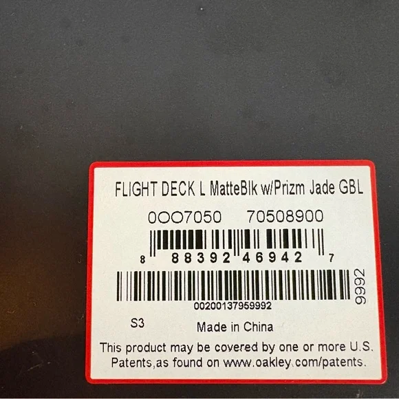 Oakley Flight Deck L Matte Black w/Prizm Jade Snow Goggles - Picture 5 of 5